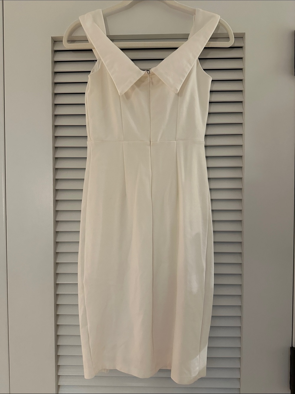 Lulus White Sleeveless Foldover Collar Sheath Midi Dress Small - Picture 3 of 6